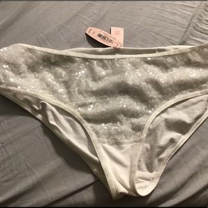 VS Cheeky Undies Xmas Inspired